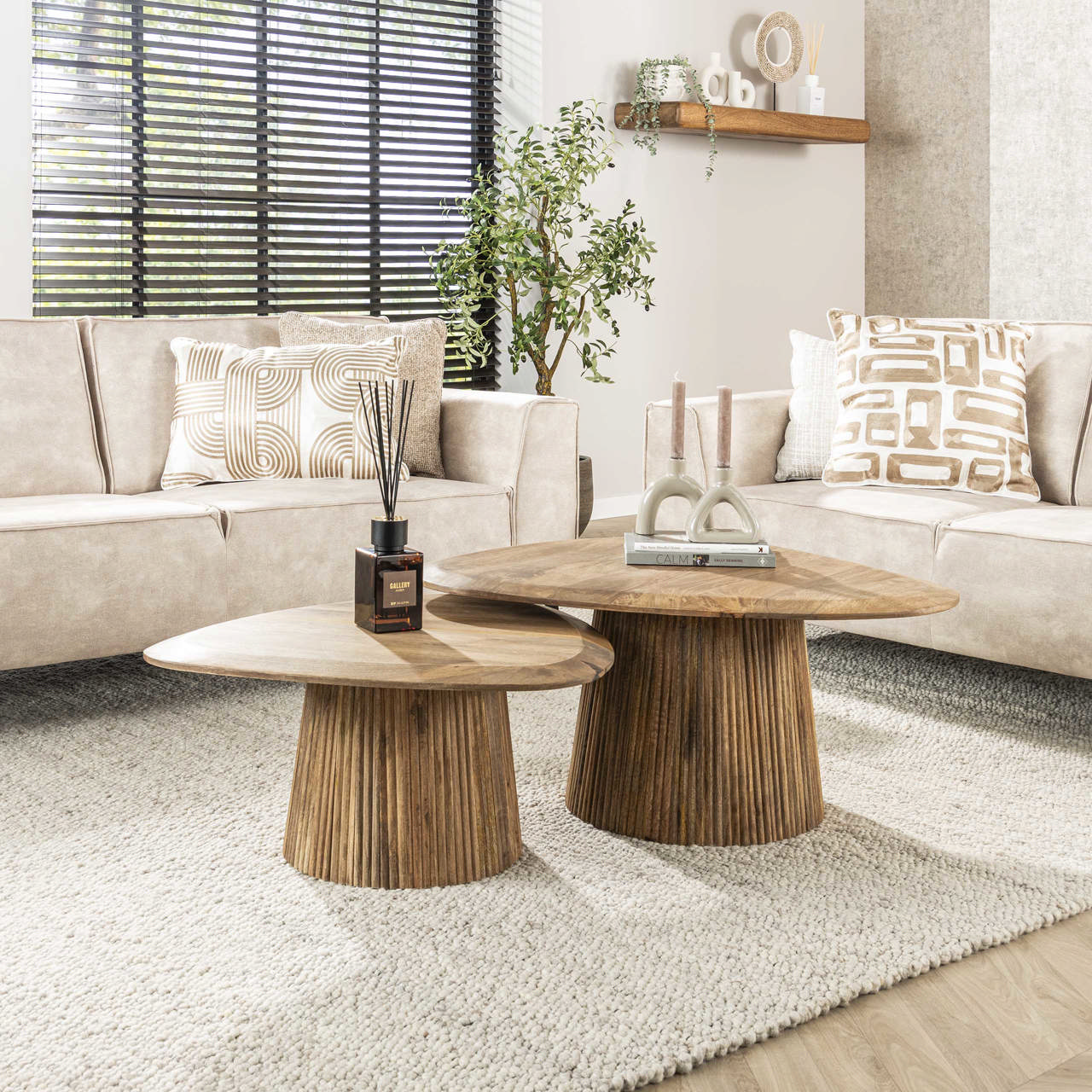 Salontafel set/2 wave driehoekig blad