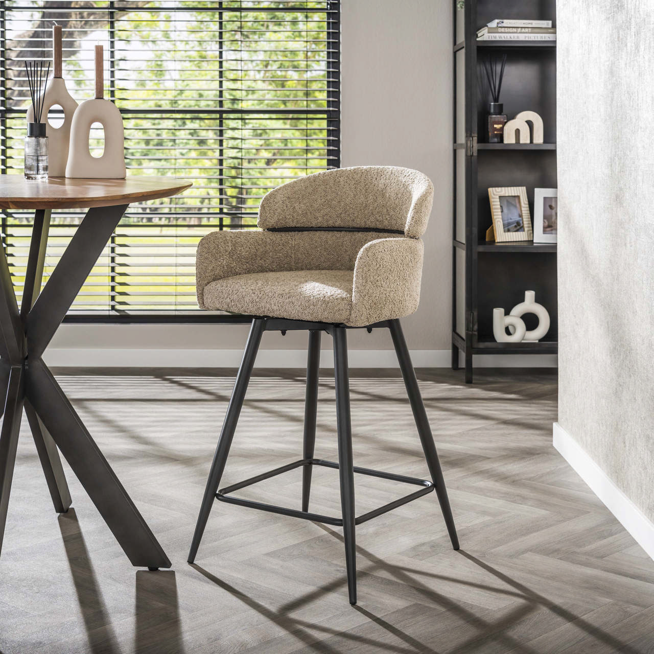 Barstoel draaibaar boucle ronde rug VPE2