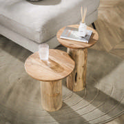 DETAIL8945