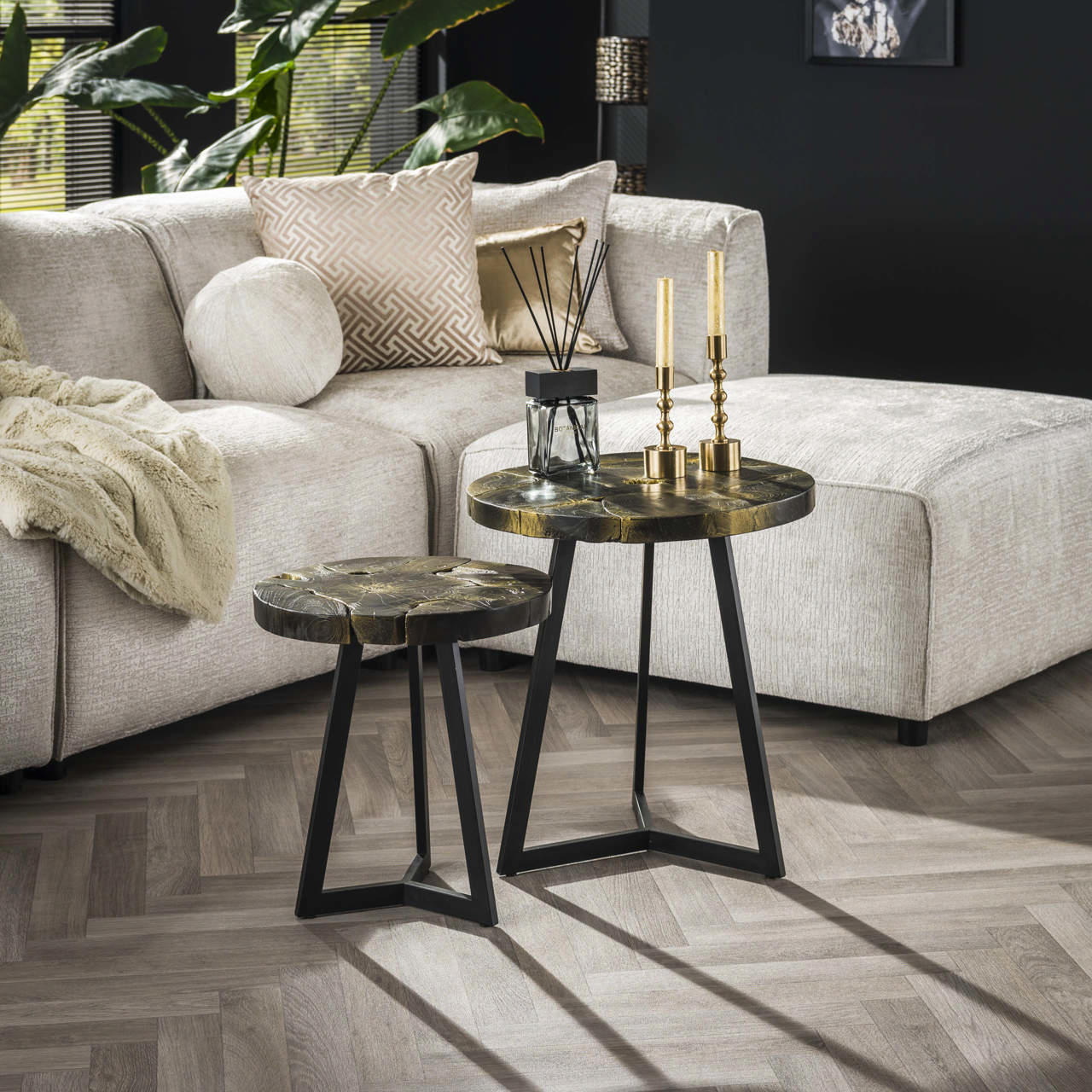Coffee Table set/2 round Black and Gold