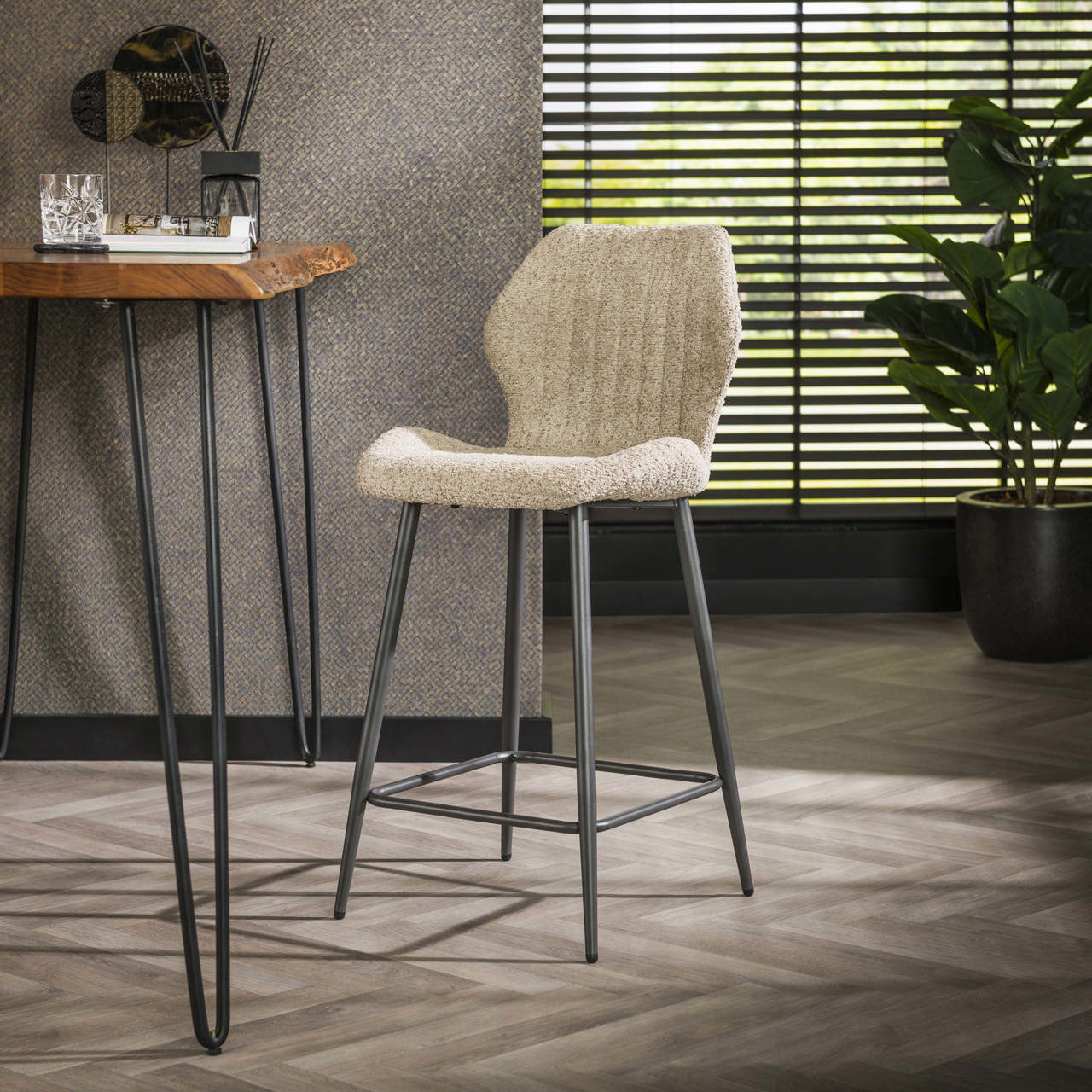 Tabouret de bar Bouclé support lombaire emballé/2