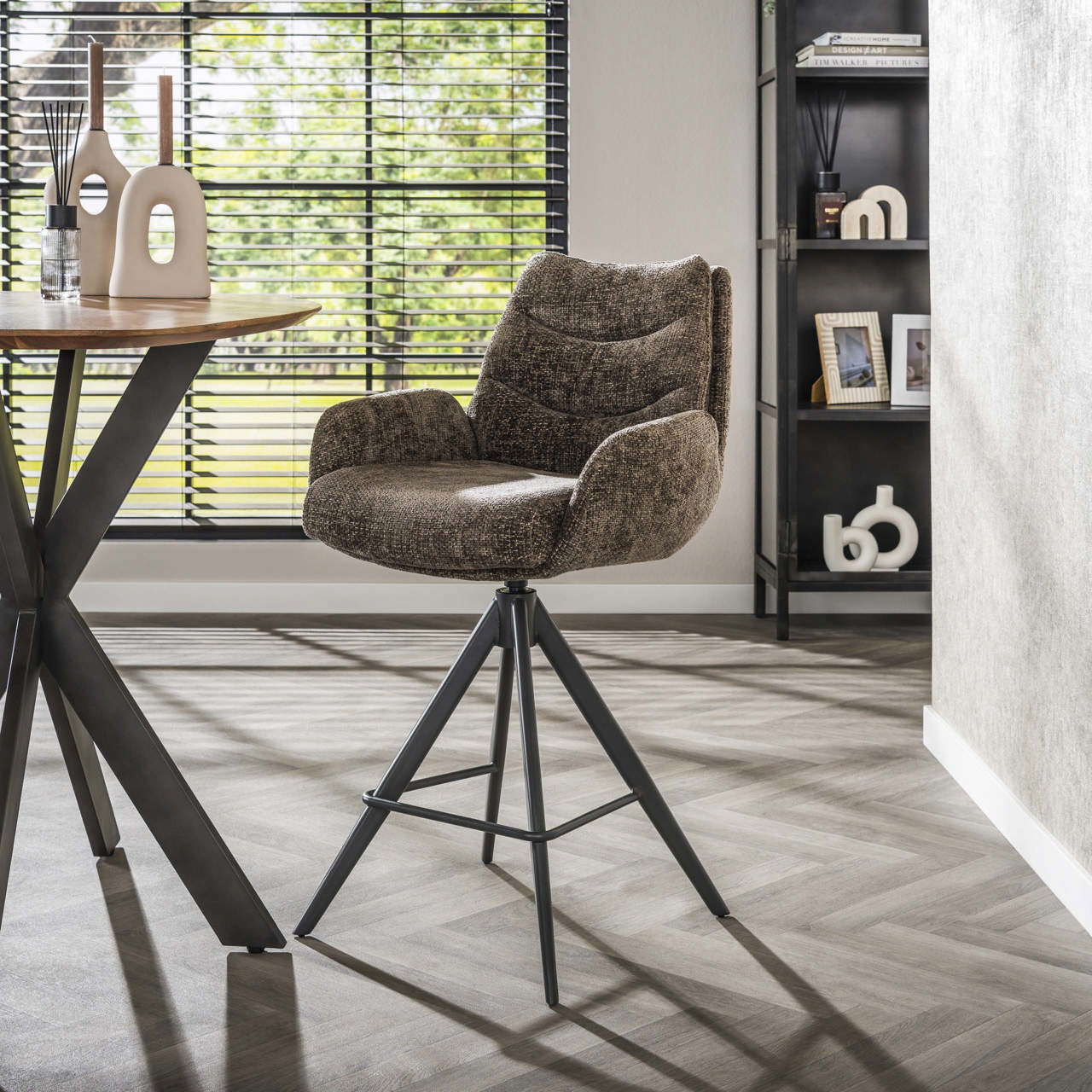 Barstoel Lounge draaibaar VPE2
