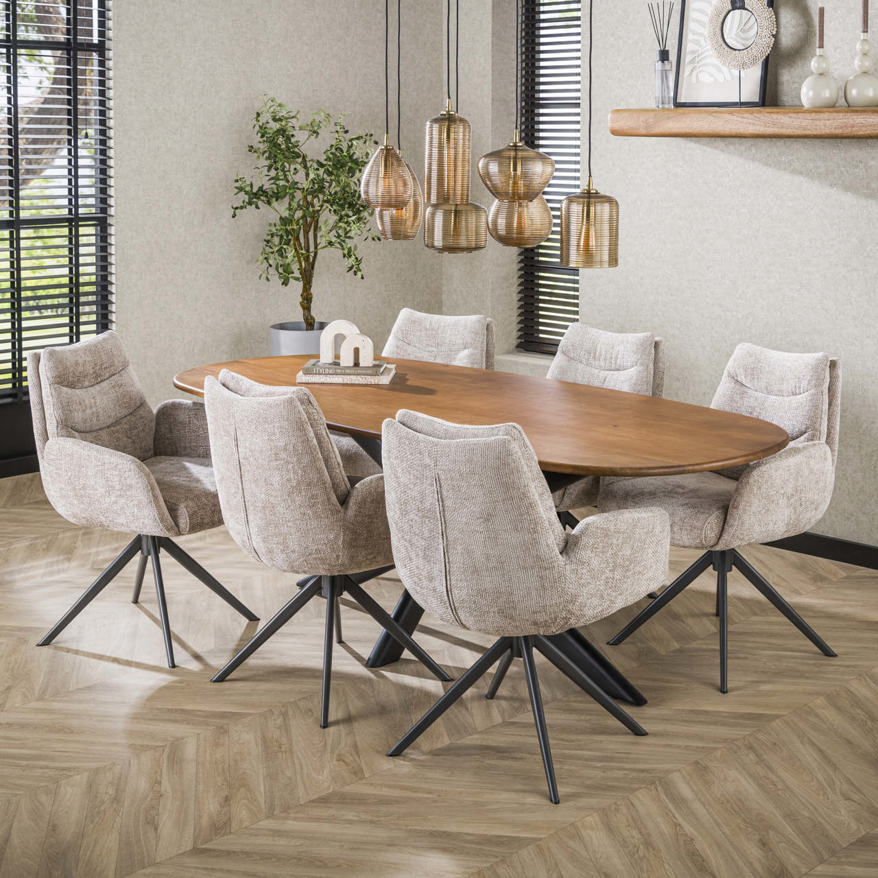 Eetkamertafel 180 Cliff ovale buis