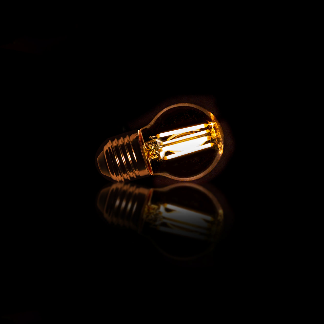 Lichtbron LED [G45] filament bol Ø4,5